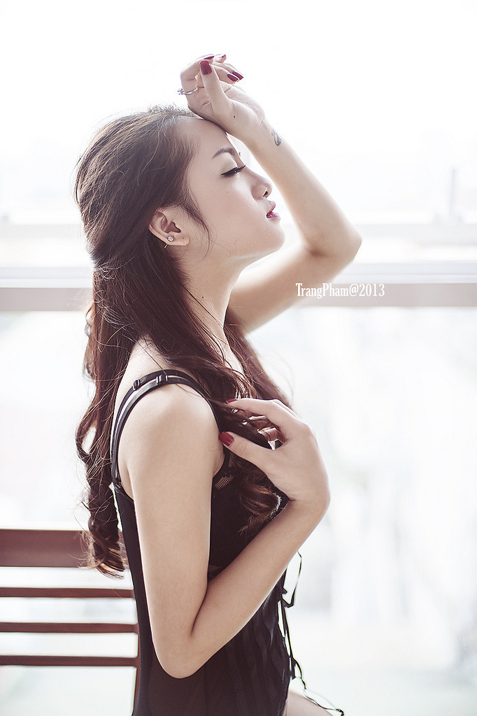 美女扒开内